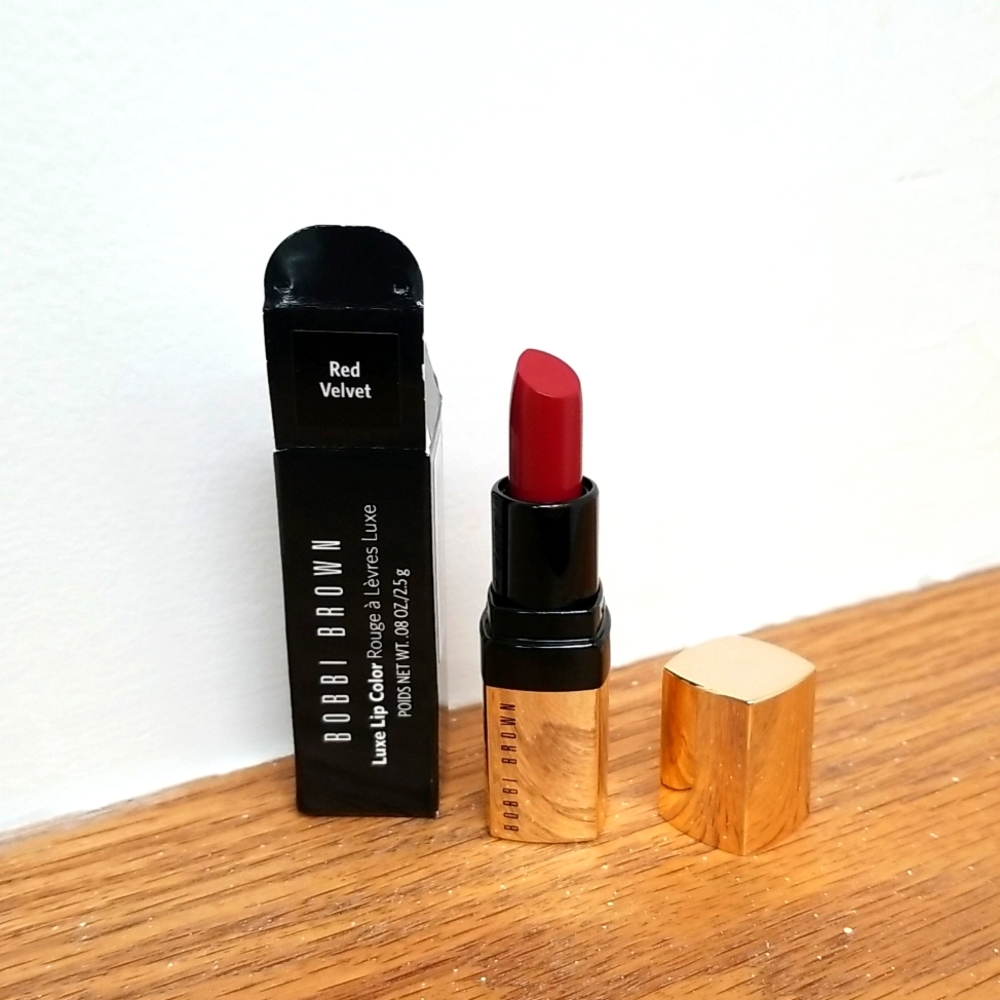BOBBI BROWN RED VELVET LIPSTICK (TRAVEL SIZE)